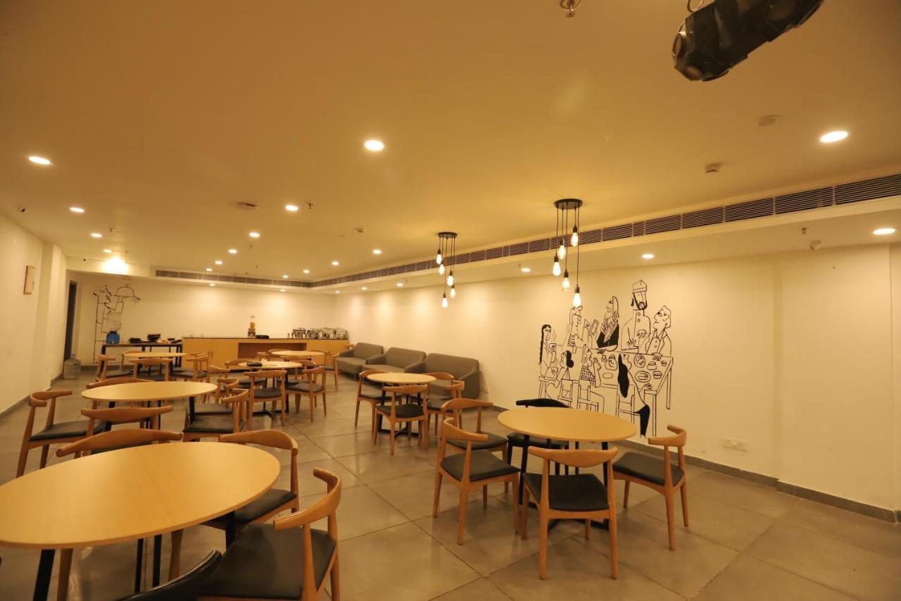 Ip Residency East Delhi Preet Vihar Couple Freindly New Delhi